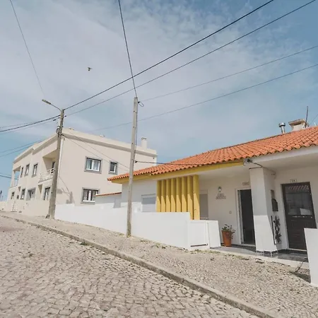98 - Casa Beatriz Hébergement de vacances Peniche